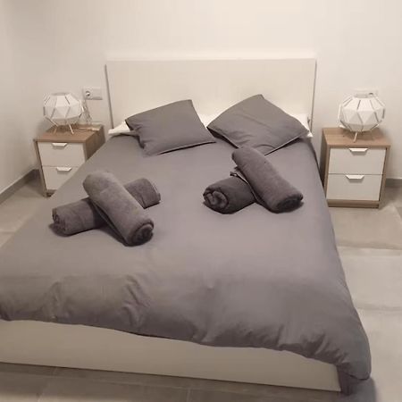 Vivienda Junto A Ruzafa - 12 Pax Y Mas Lejlighed Valencia Eksteriør billede