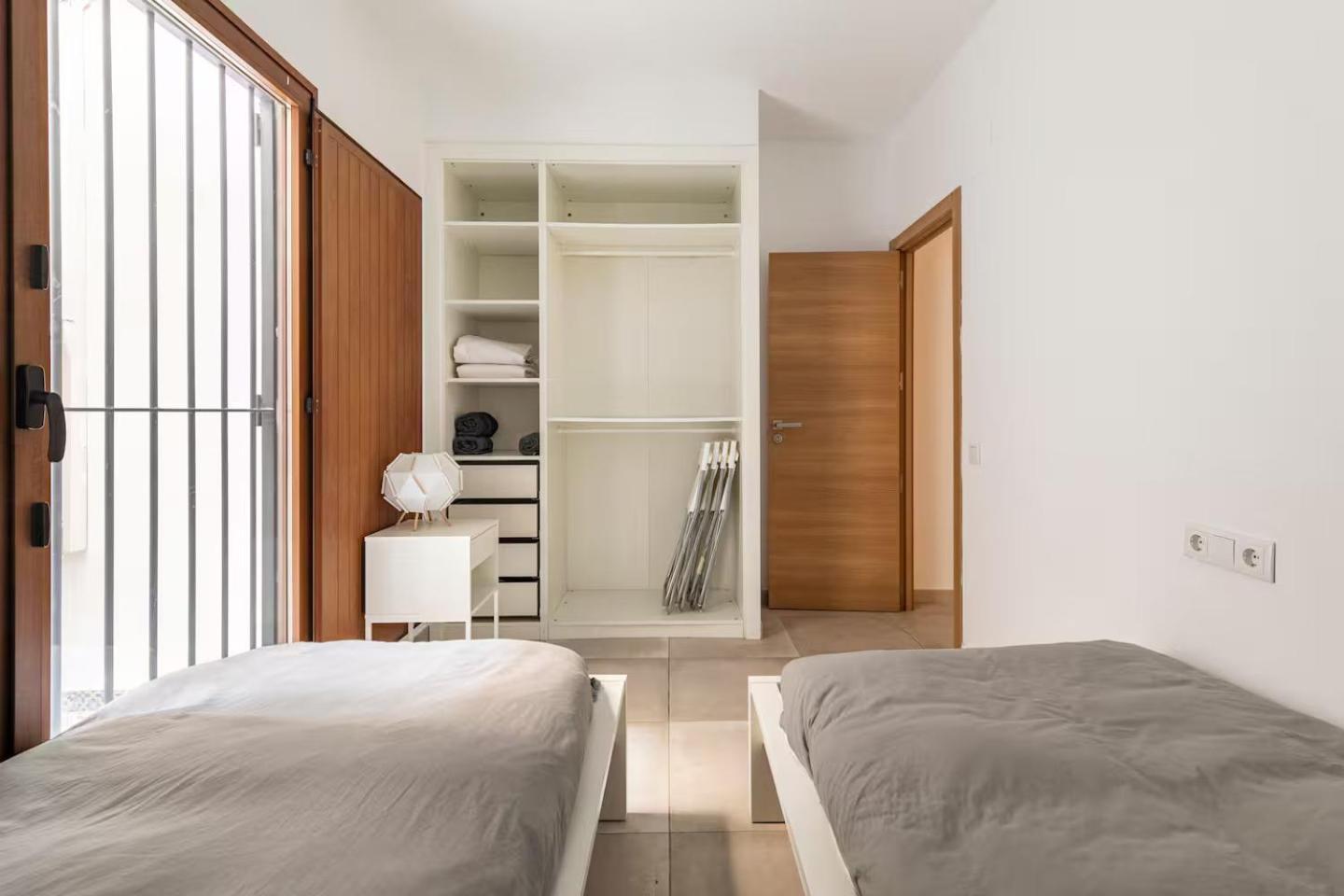 Vivienda Junto A Ruzafa - 12 Pax Y Mas Lejlighed Valencia Eksteriør billede