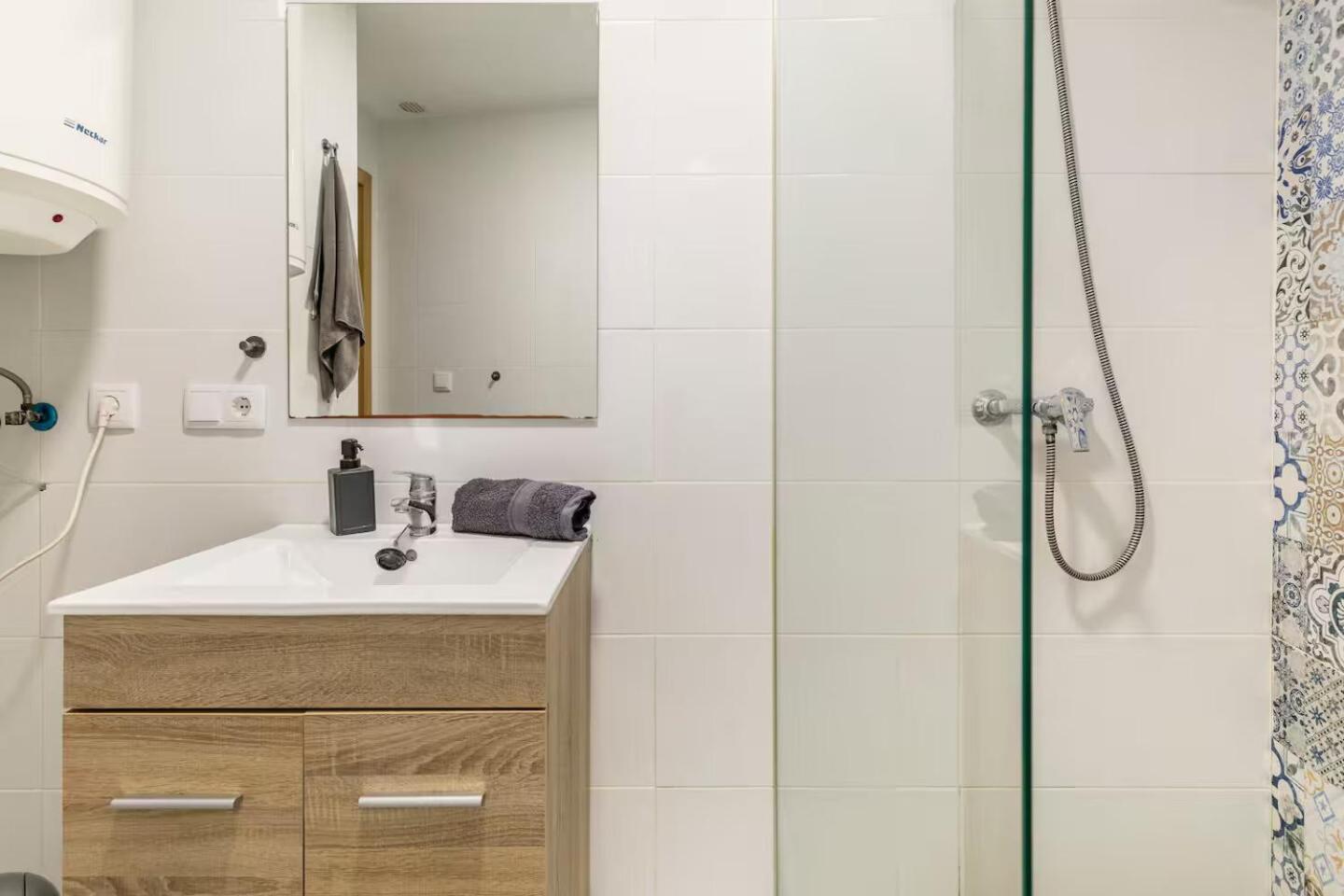 Vivienda Junto A Ruzafa - 12 Pax Y Mas Lejlighed Valencia Eksteriør billede