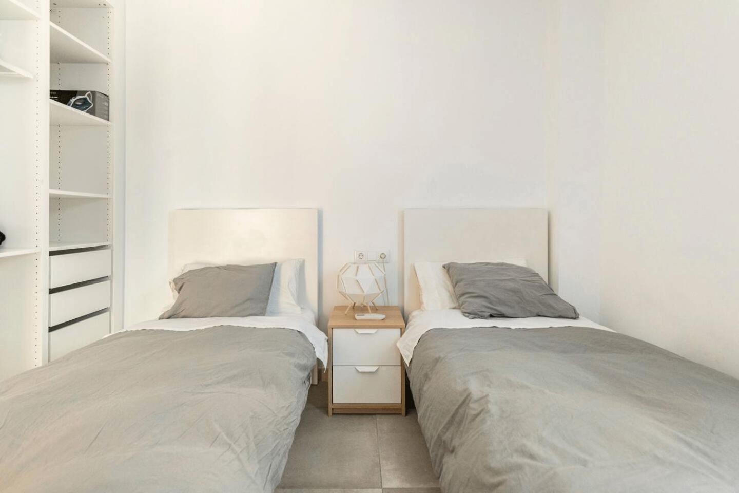 Vivienda Junto A Ruzafa - 12 Pax Y Mas Lejlighed Valencia Eksteriør billede